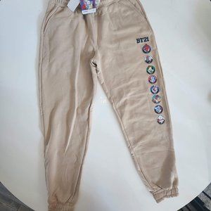 BT21 Loose Fit Fleece Jogger Pants with Print